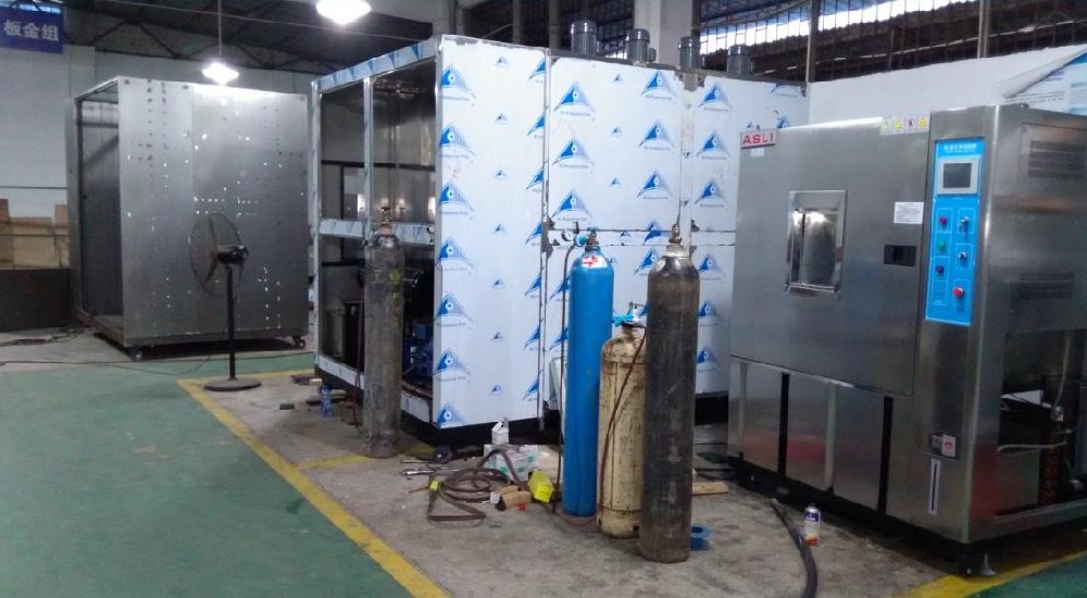 步入式恒温恒湿试验室工作原理